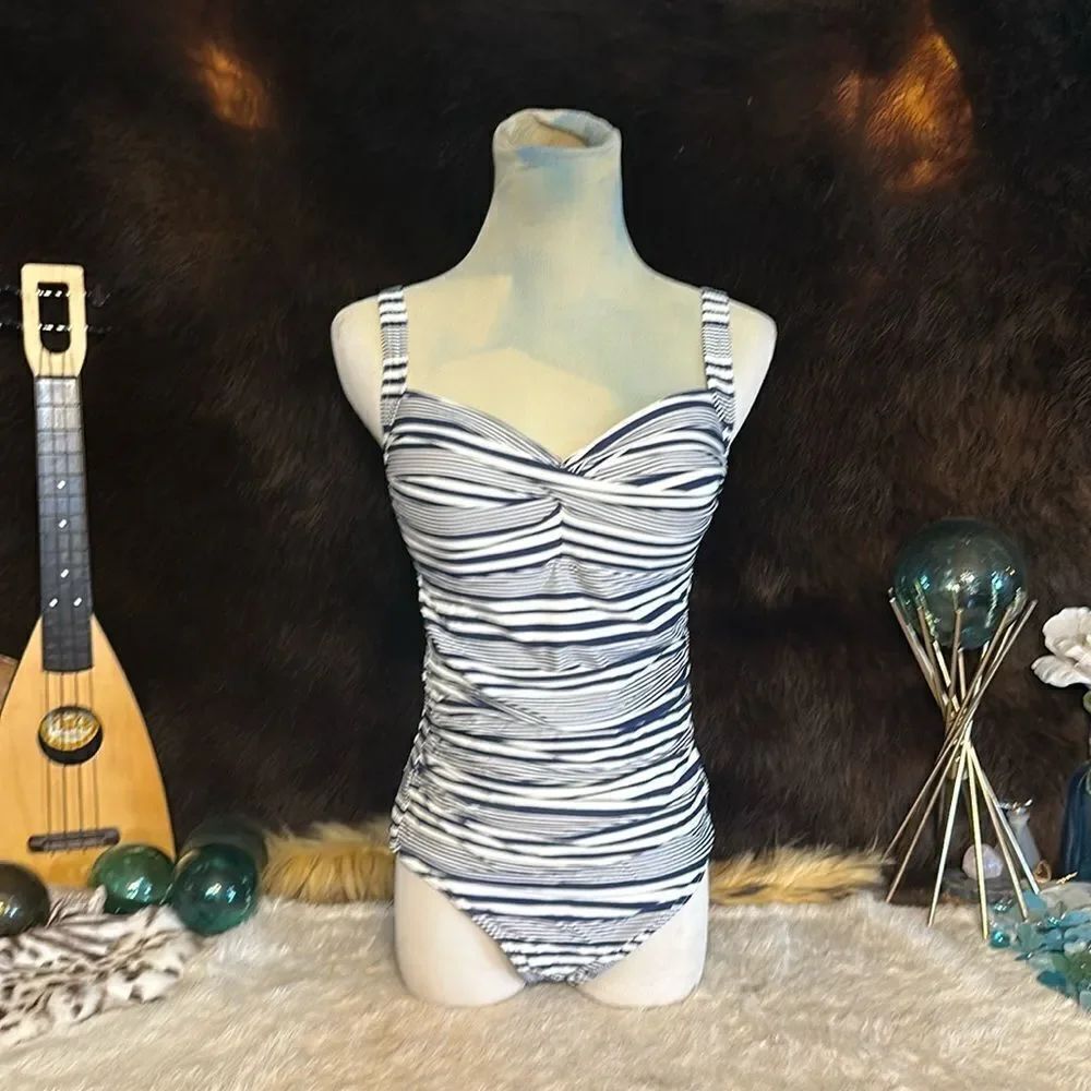 Niptuck swimsuit 8 (3537)